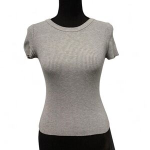 Victoria's Secret Heather Gray Short Sleeve Tee